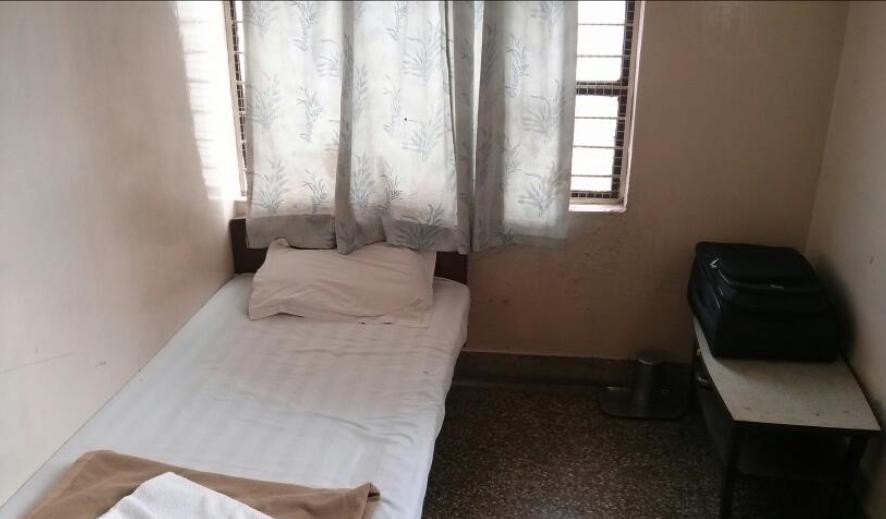 Hotel Anand Vihar Bangalore Zimmer foto